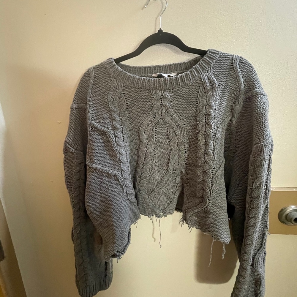 Gray Cropped Sweater - Picture 2 of 5